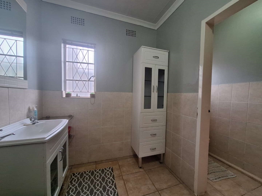 5 Bedroom Property for Sale in Farrar Park Gauteng