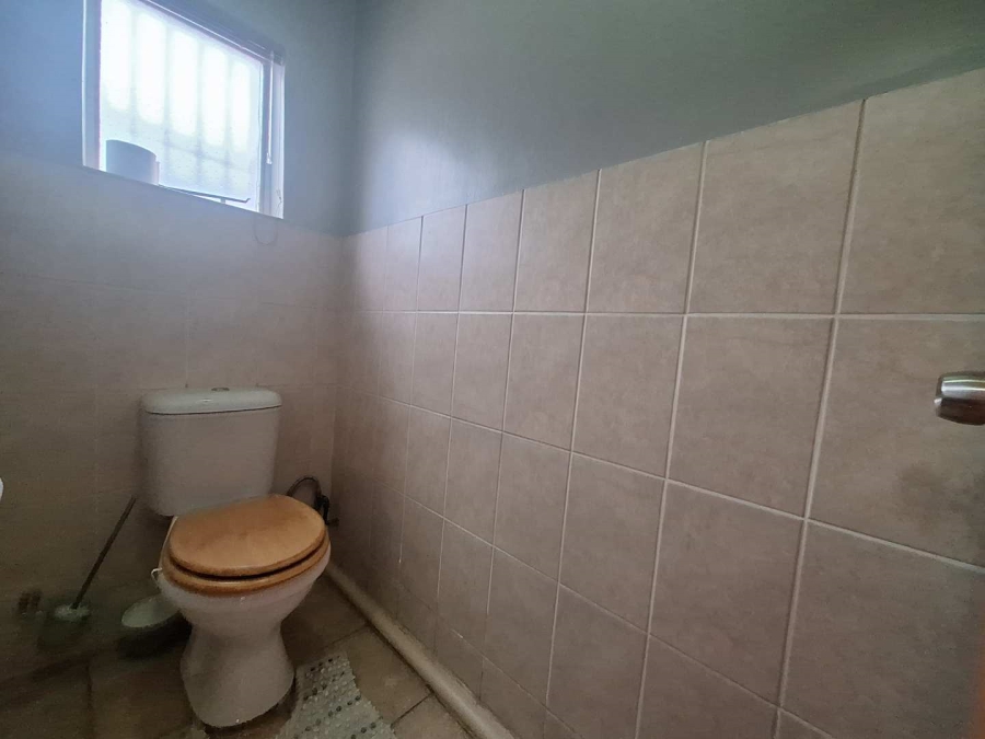 5 Bedroom Property for Sale in Farrar Park Gauteng