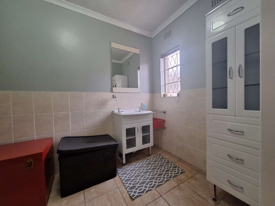 5 Bedroom Property for Sale in Farrar Park Gauteng