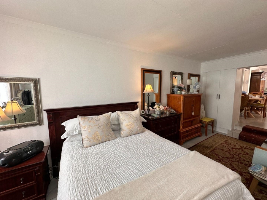 To Let 1 Bedroom Property for Rent in Weltevreden Park Gauteng