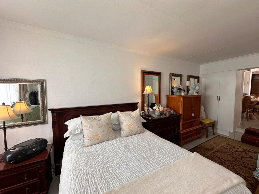 To Let 1 Bedroom Property for Rent in Weltevreden Park Gauteng