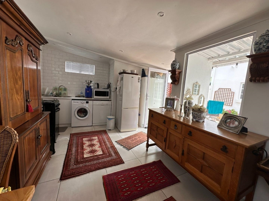 To Let 1 Bedroom Property for Rent in Weltevreden Park Gauteng