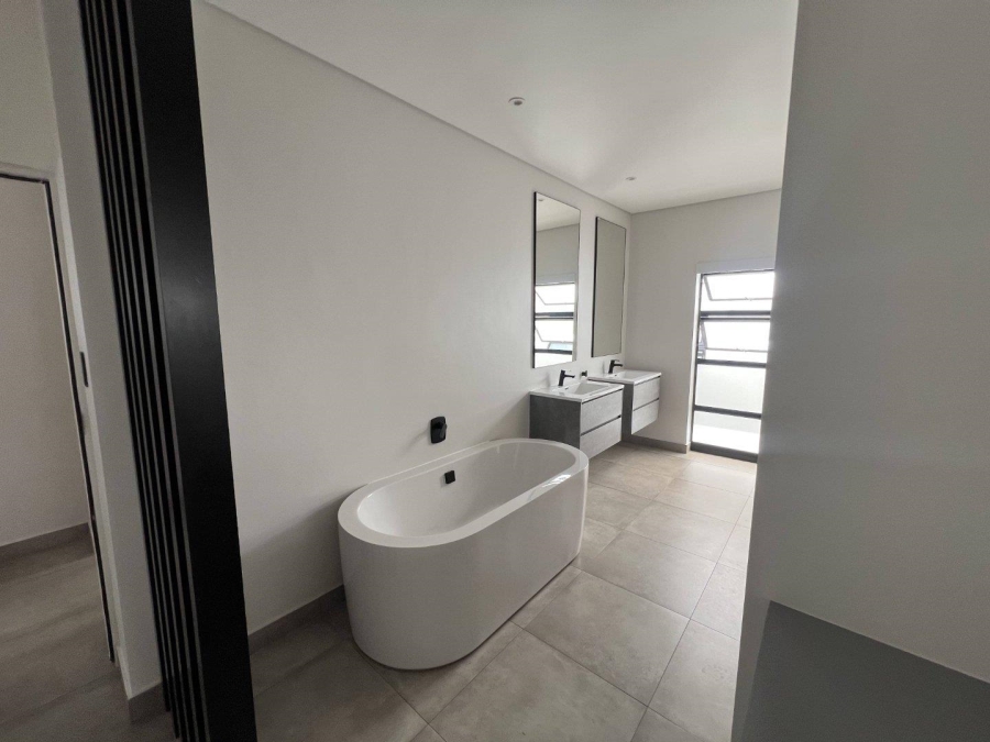 4 Bedroom Property for Sale in Hyde Park Gauteng