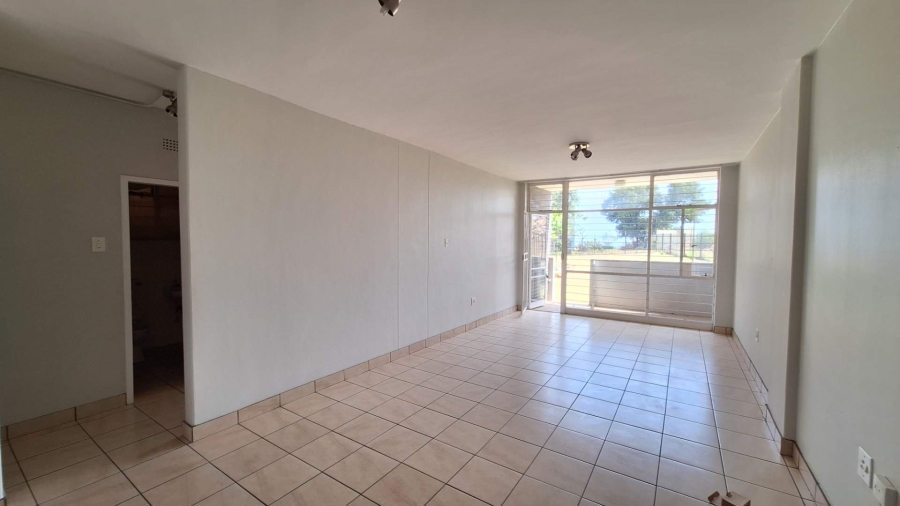 To Let 2 Bedroom Property for Rent in Horison Gauteng