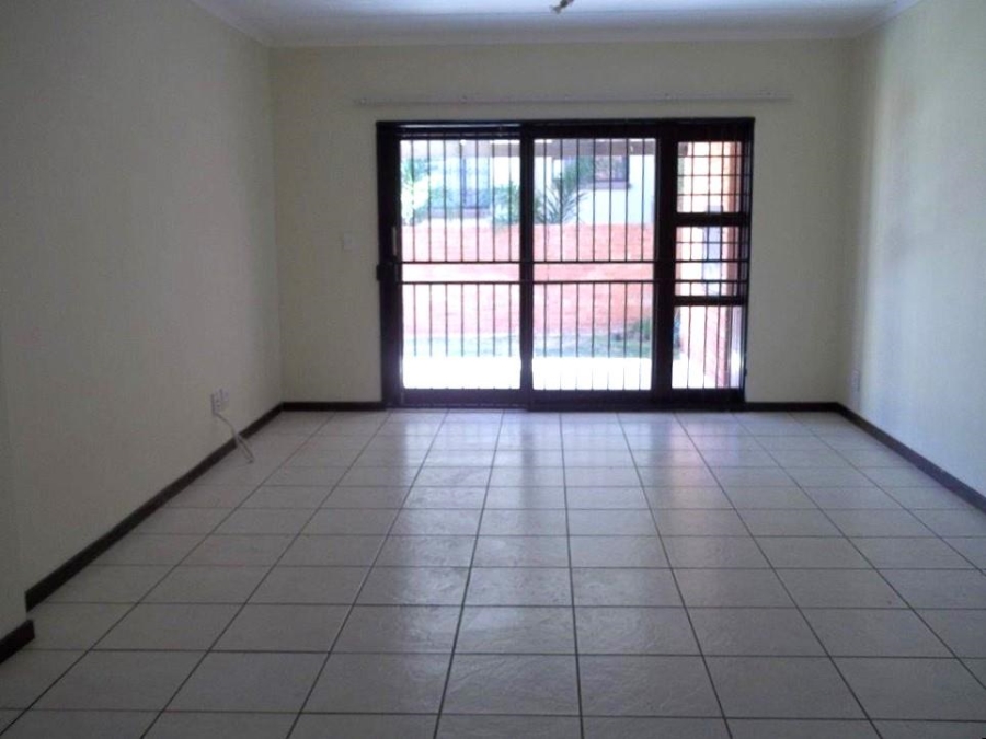 To Let 2 Bedroom Property for Rent in Sunninghill Gauteng