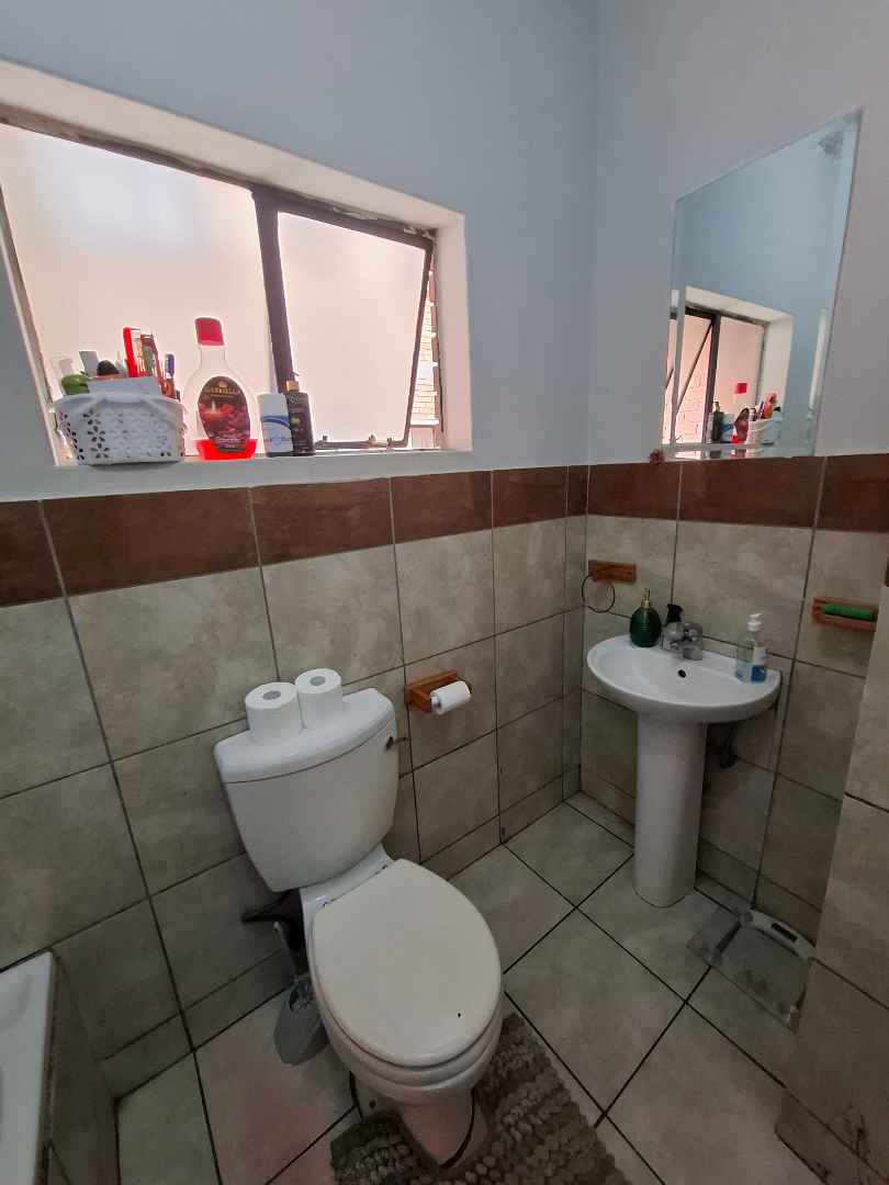 1 Bedroom Property for Sale in Kempton Park Gauteng