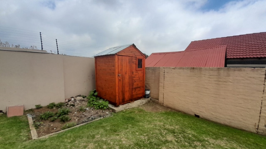 3 Bedroom Property for Sale in Terenure Gauteng