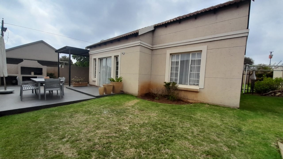3 Bedroom Property for Sale in Terenure Gauteng