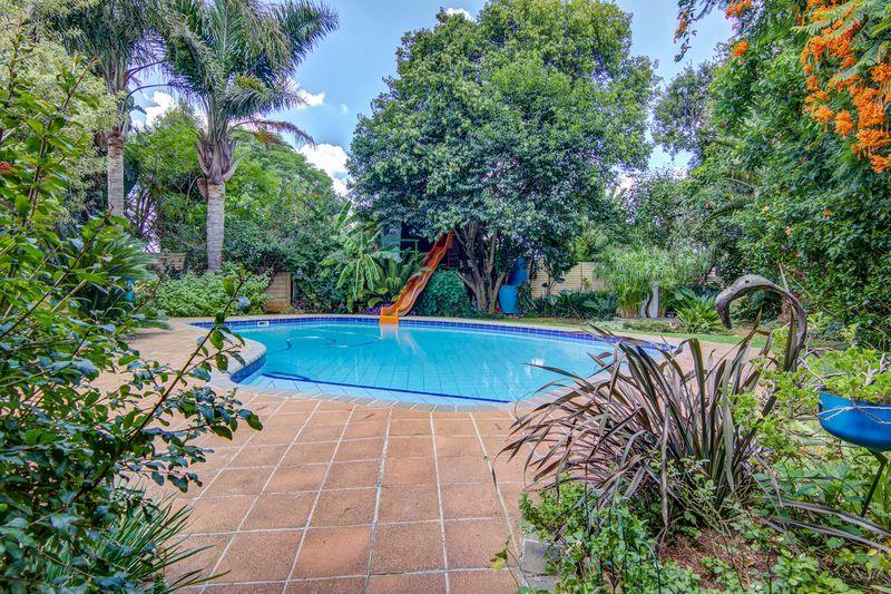 4 Bedroom Property for Sale in Birchleigh Gauteng