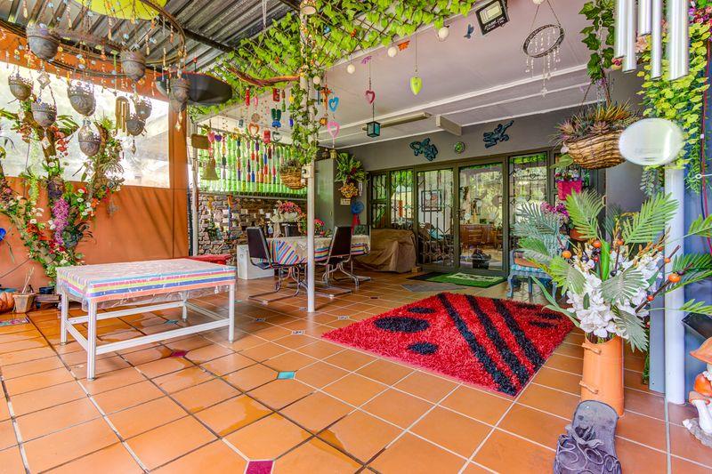 4 Bedroom Property for Sale in Birchleigh Gauteng