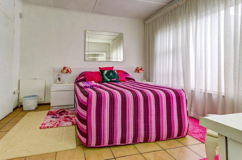 4 Bedroom Property for Sale in Birchleigh Gauteng