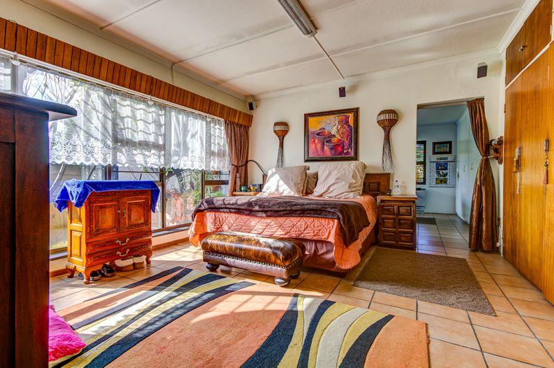 4 Bedroom Property for Sale in Birchleigh Gauteng