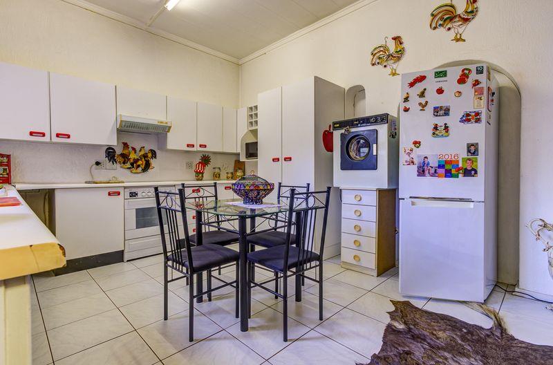4 Bedroom Property for Sale in Birchleigh Gauteng