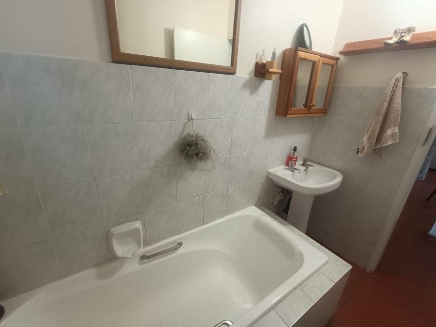 3 Bedroom Property for Sale in Hennopspark Gauteng