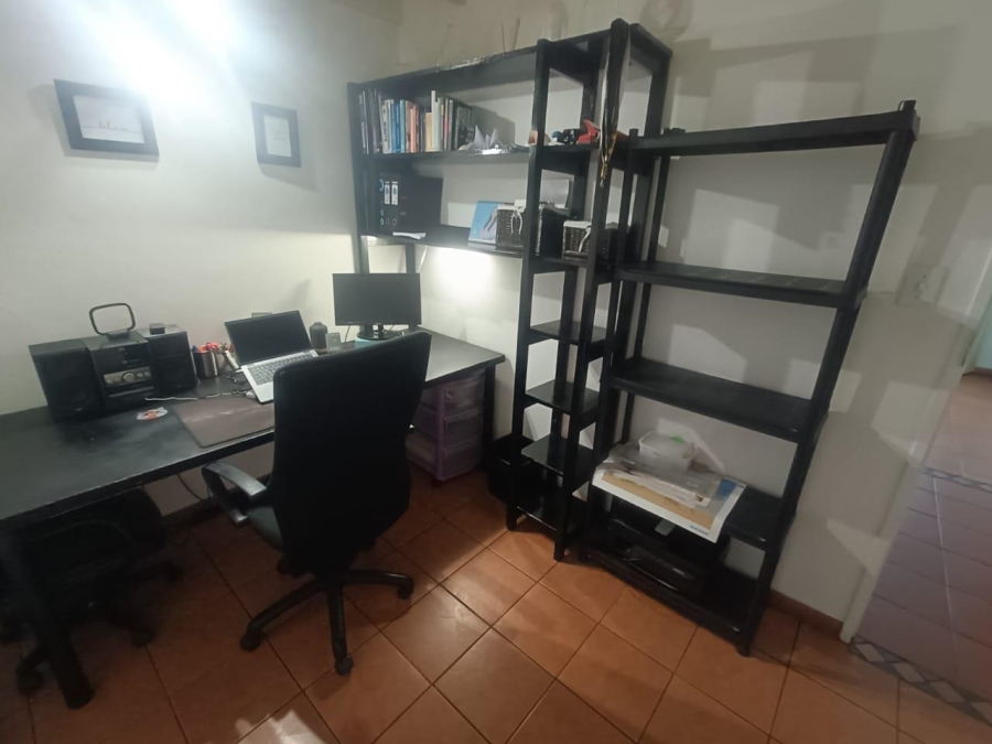 3 Bedroom Property for Sale in Hennopspark Gauteng