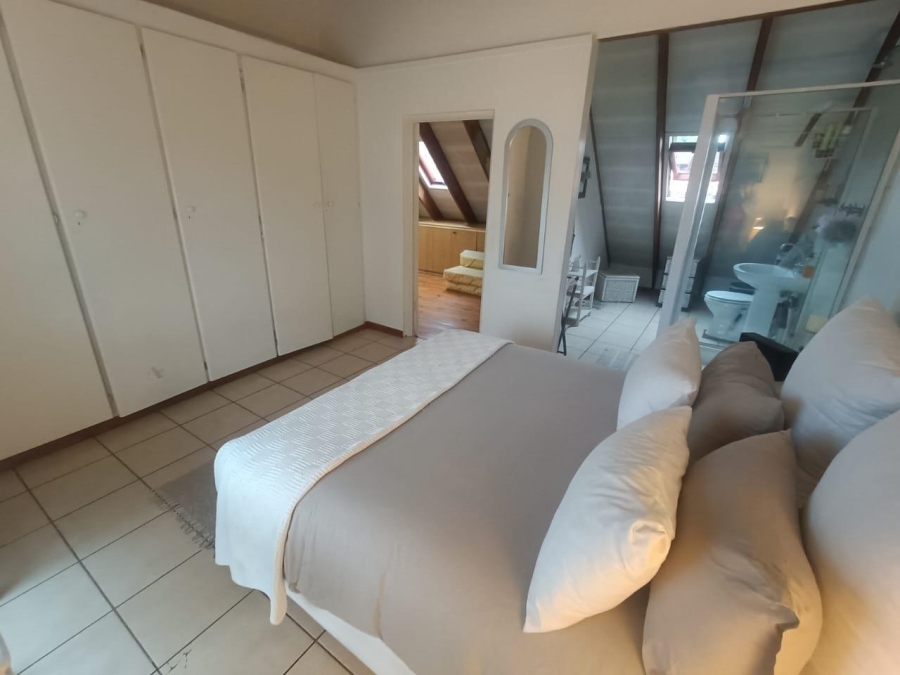 3 Bedroom Property for Sale in Hennopspark Gauteng