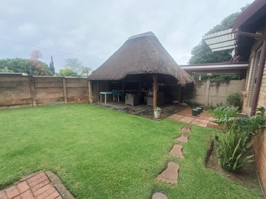 3 Bedroom Property for Sale in Hennopspark Gauteng