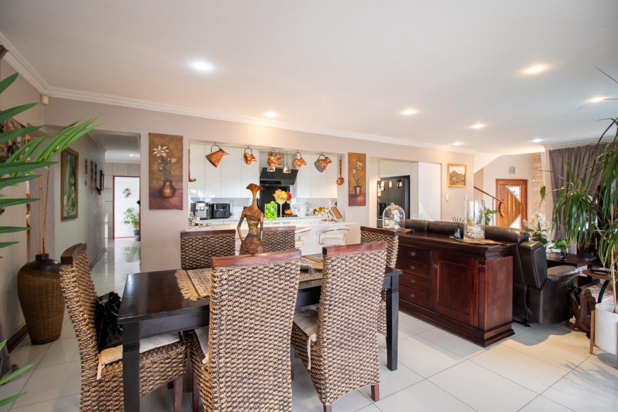 4 Bedroom Property for Sale in New Redruth Gauteng