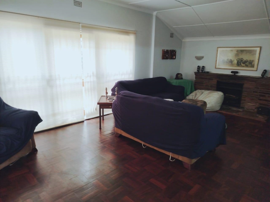 3 Bedroom Property for Sale in South Crest Gauteng
