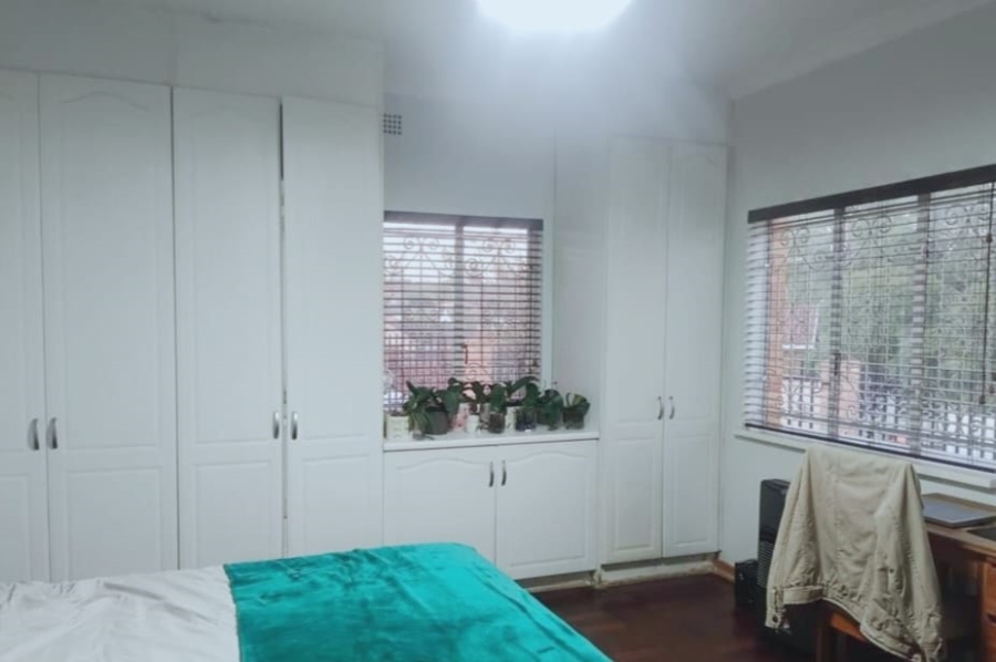 3 Bedroom Property for Sale in South Crest Gauteng