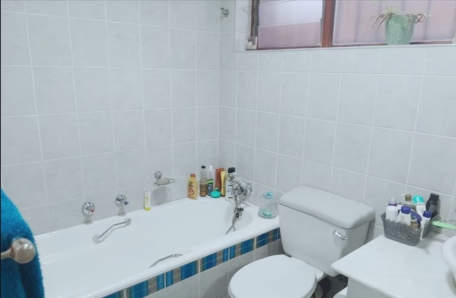 3 Bedroom Property for Sale in South Crest Gauteng