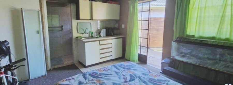 3 Bedroom Property for Sale in South Crest Gauteng