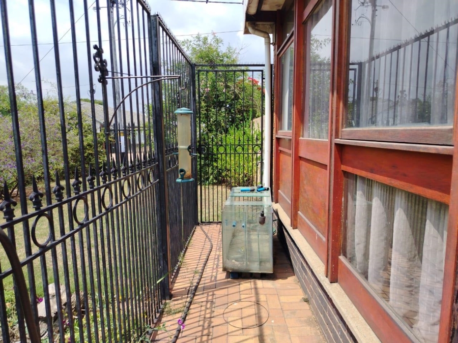 3 Bedroom Property for Sale in South Crest Gauteng