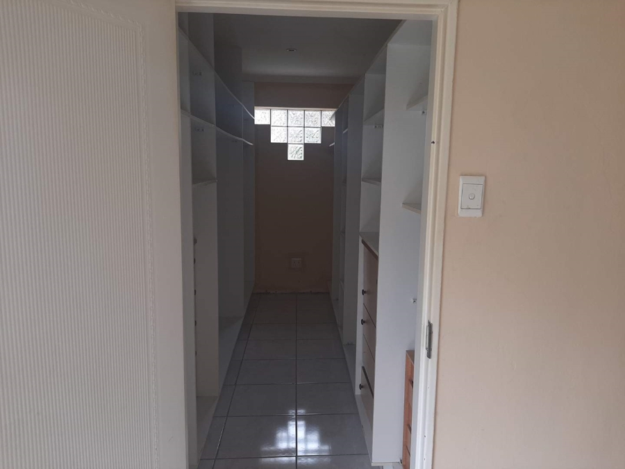 3 Bedroom Property for Sale in The Hill Gauteng