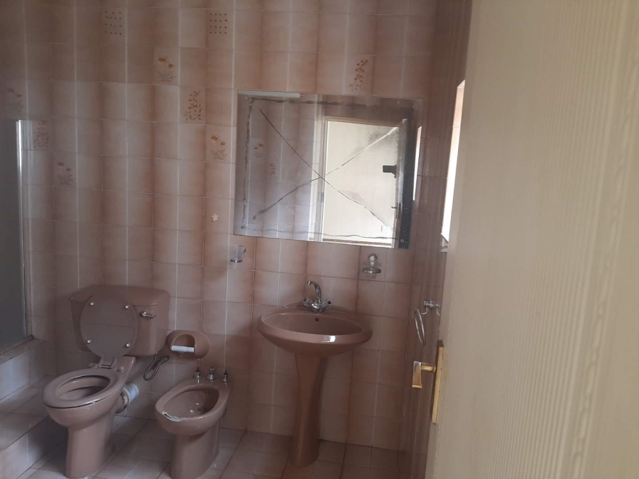 3 Bedroom Property for Sale in The Hill Gauteng