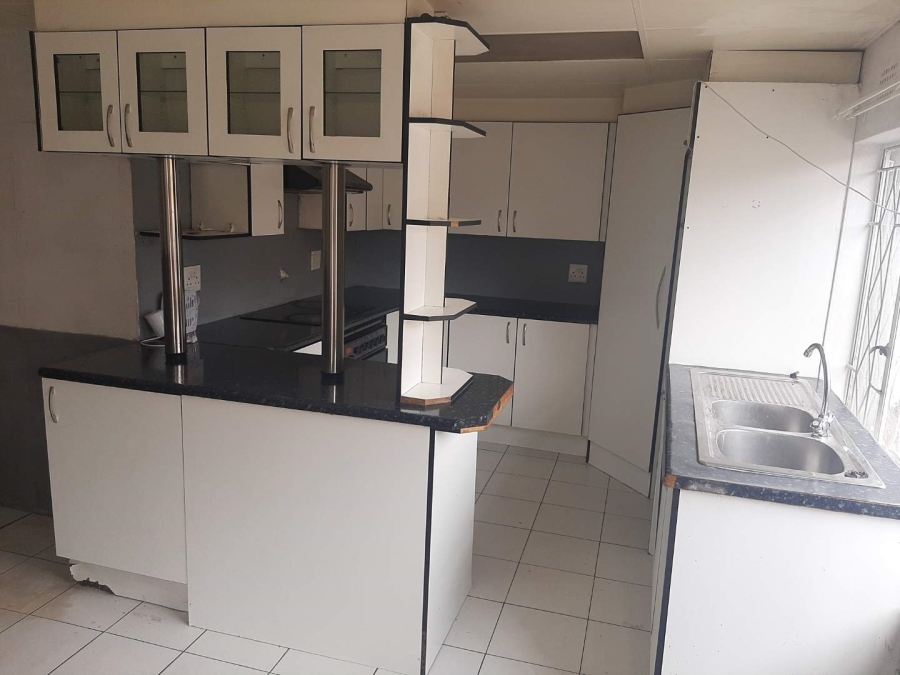 3 Bedroom Property for Sale in The Hill Gauteng