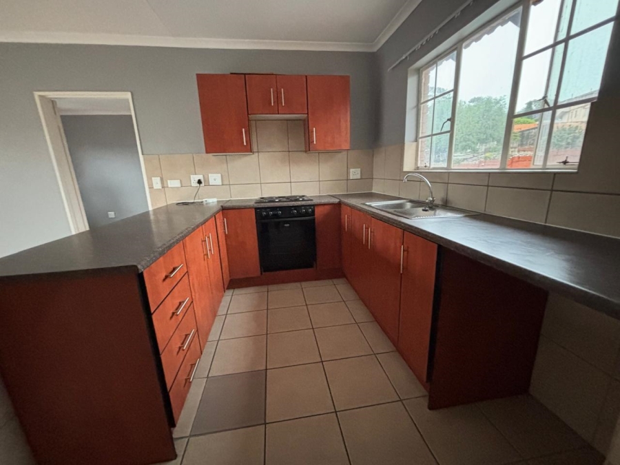 1 Bedroom Property for Sale in Towerby Gauteng