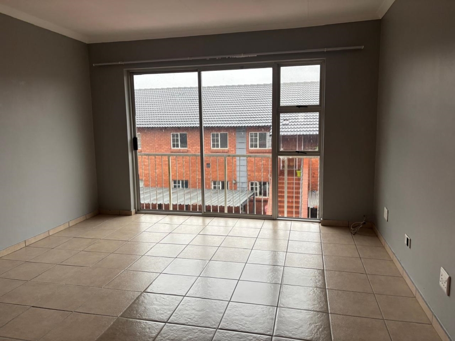 1 Bedroom Property for Sale in Towerby Gauteng