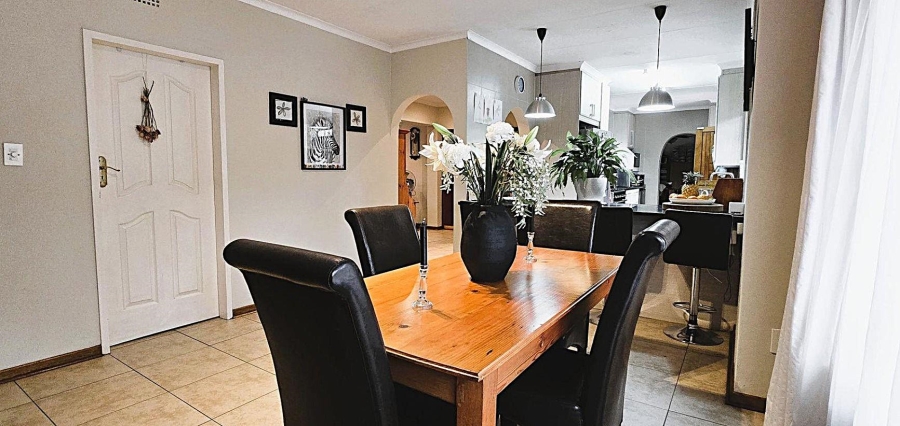 4 Bedroom Property for Sale in Brackenhurst Gauteng