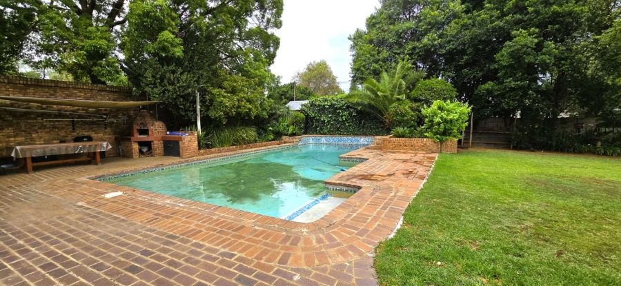 4 Bedroom Property for Sale in Brackenhurst Gauteng