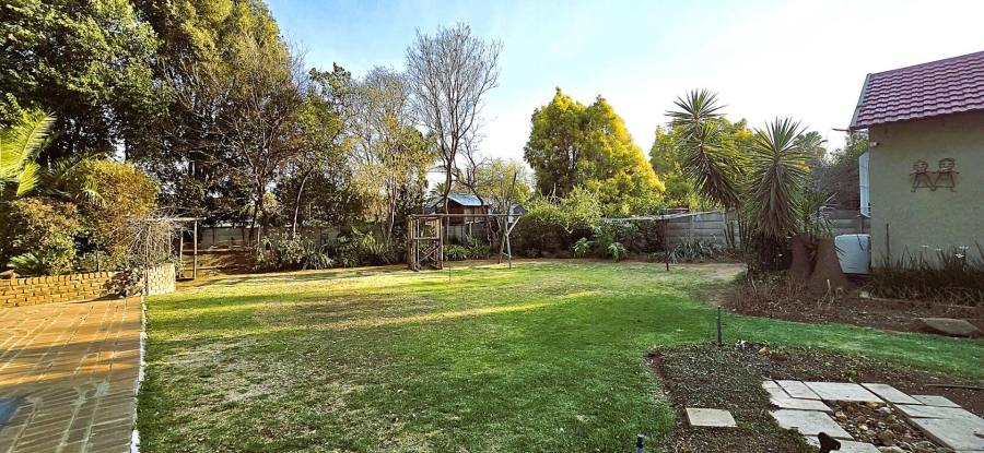 4 Bedroom Property for Sale in Brackenhurst Gauteng