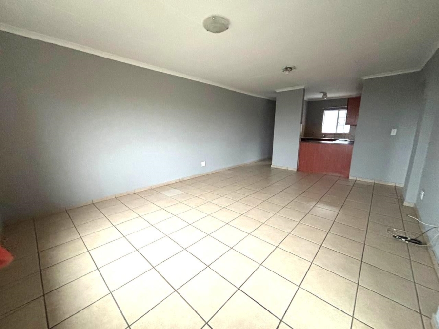 2 Bedroom Property for Sale in Towerby Gauteng