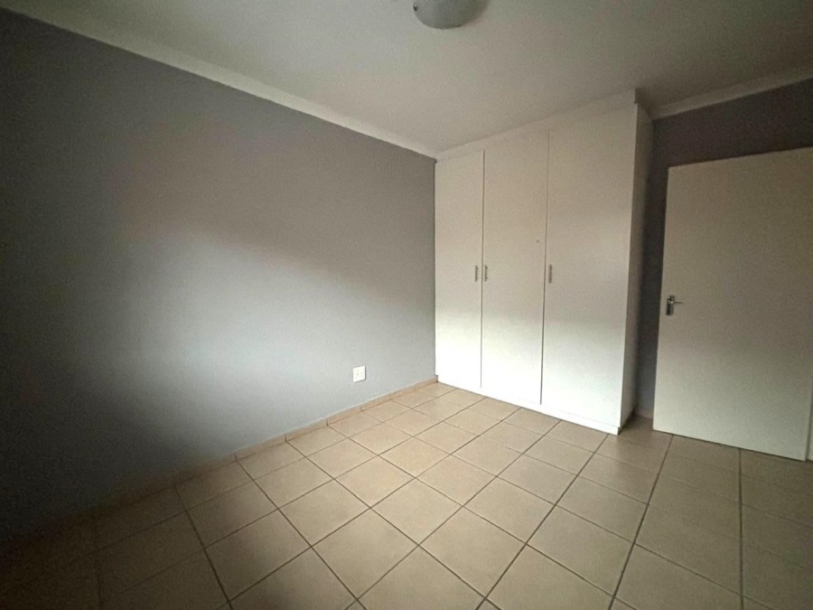 2 Bedroom Property for Sale in Towerby Gauteng