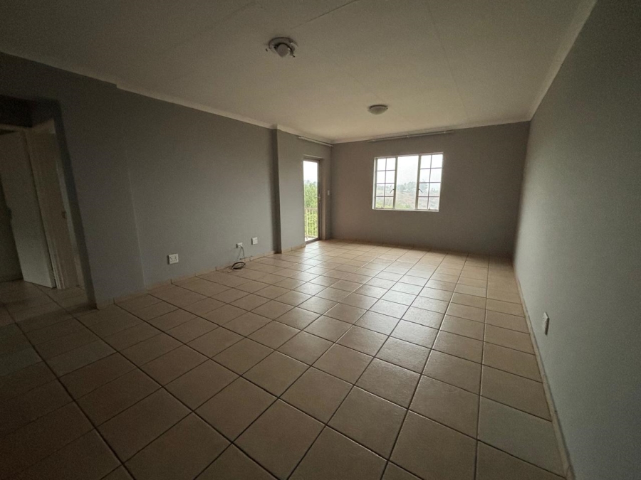 2 Bedroom Property for Sale in Towerby Gauteng