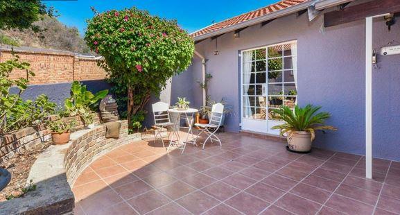 3 Bedroom Property for Sale in Mulbarton Gauteng