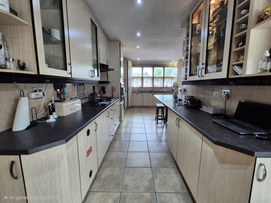 3 Bedroom Property for Sale in Brackendowns Gauteng
