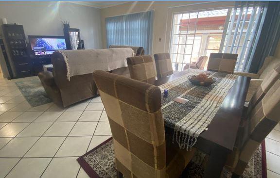 4 Bedroom Property for Sale in New Redruth Gauteng