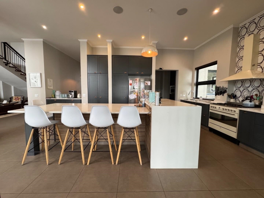 4 Bedroom Property for Sale in Waterkloof Heights Gauteng