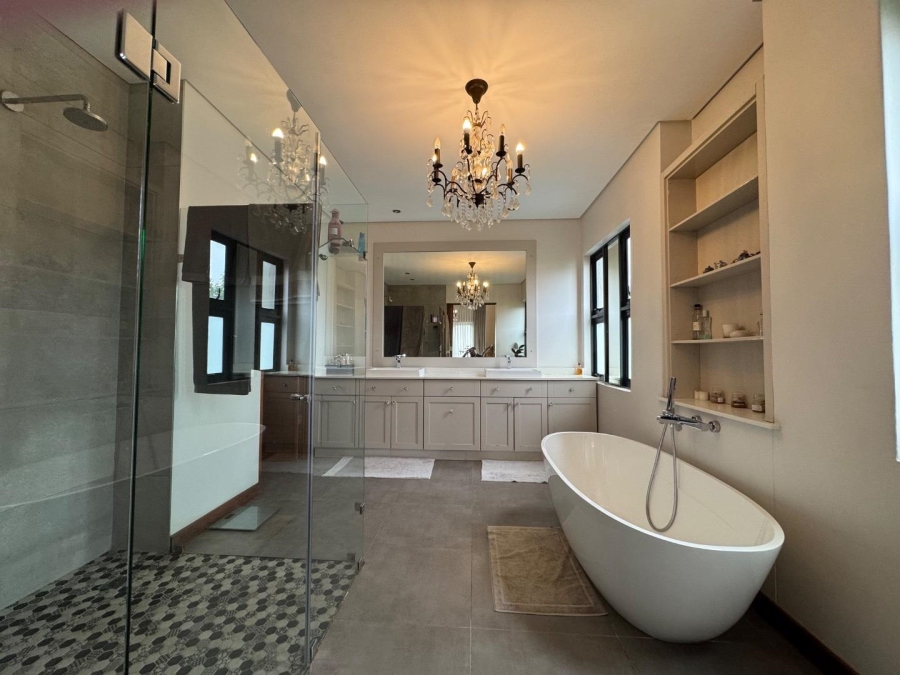4 Bedroom Property for Sale in Waterkloof Heights Gauteng