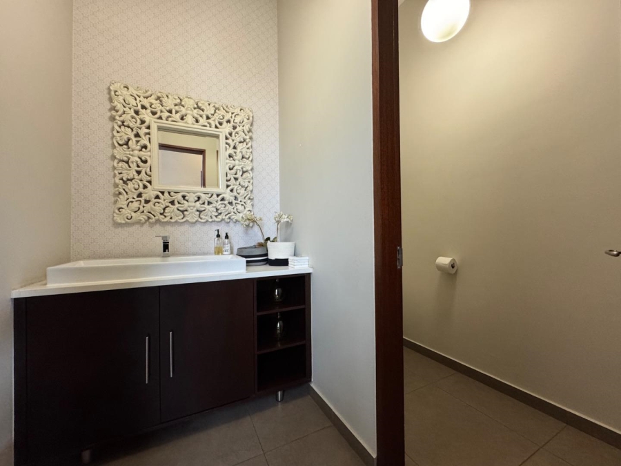 4 Bedroom Property for Sale in Waterkloof Heights Gauteng