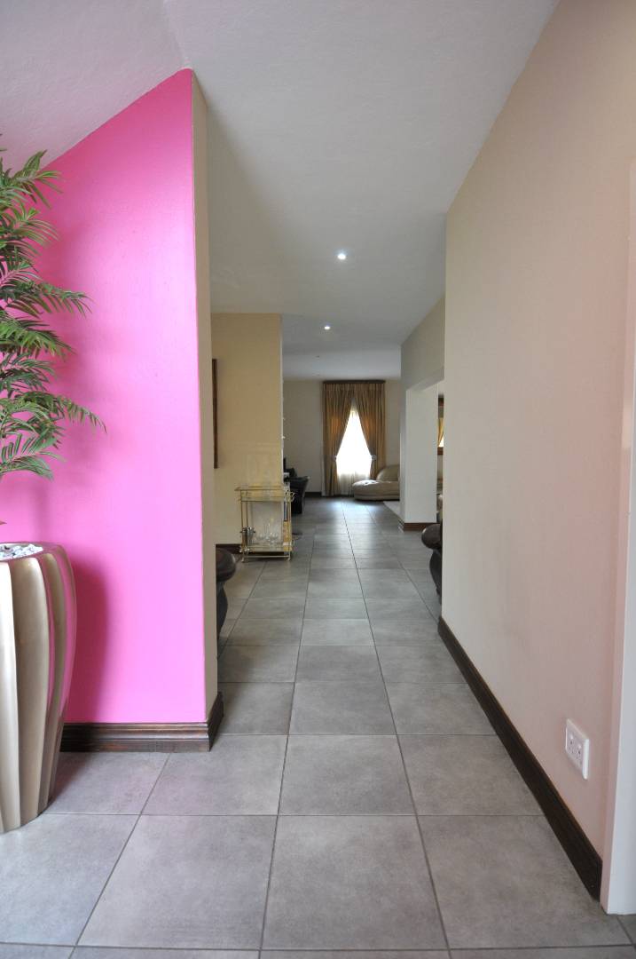 To Let 3 Bedroom Property for Rent in Willow Acres Gauteng