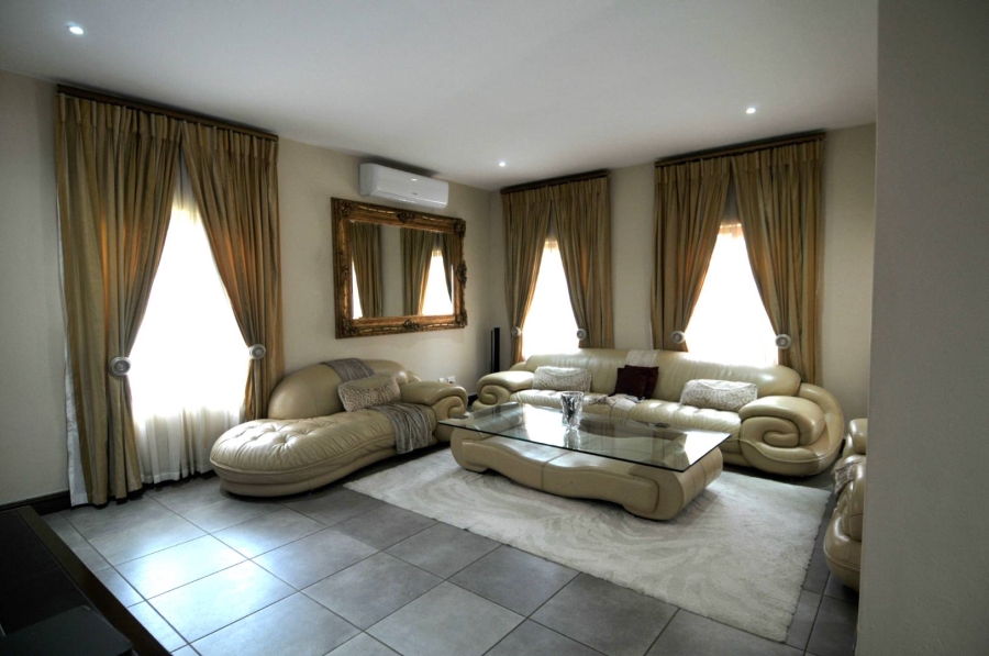 To Let 3 Bedroom Property for Rent in Willow Acres Gauteng