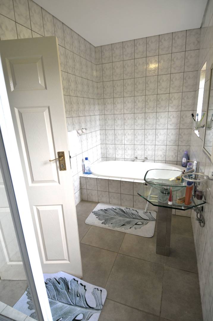 To Let 3 Bedroom Property for Rent in Willow Acres Gauteng