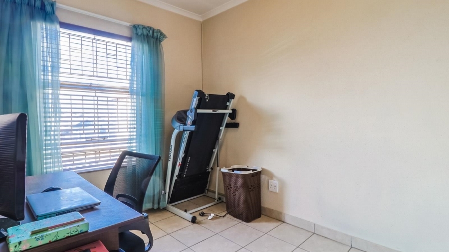 4 Bedroom Property for Sale in Alrode Gauteng