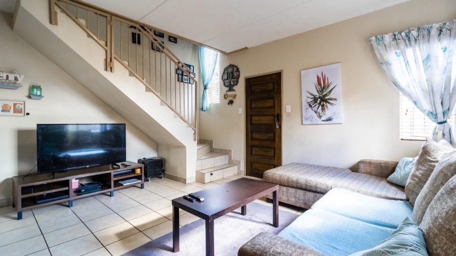 4 Bedroom Property for Sale in Alrode Gauteng