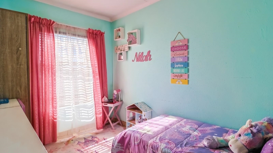 4 Bedroom Property for Sale in Alrode Gauteng